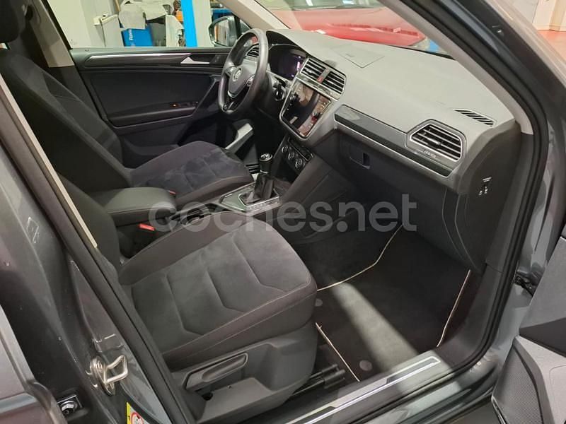 Usado VW Tiguan Advance 150 CV (110 kW) 2019 Gris / plata SUV