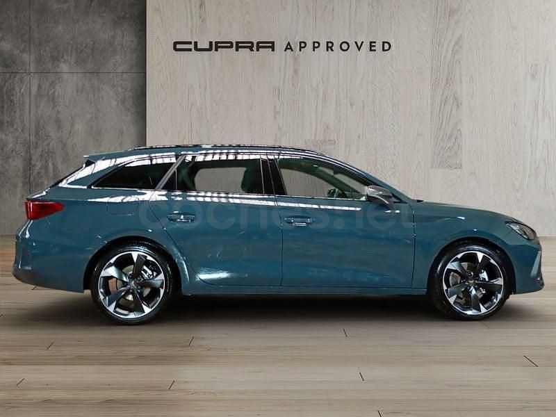 Usado Cupra Leon 150 CV (110 kW) 2024 Azul Berlina