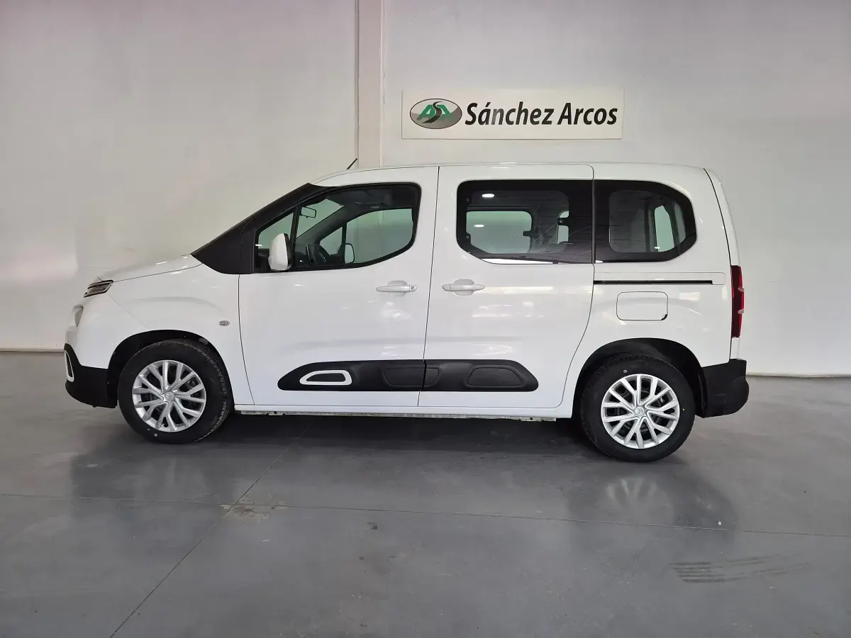 Usado Citroën Berlingo 102 CV (75 kW) 2020 Blanco Monovolumen