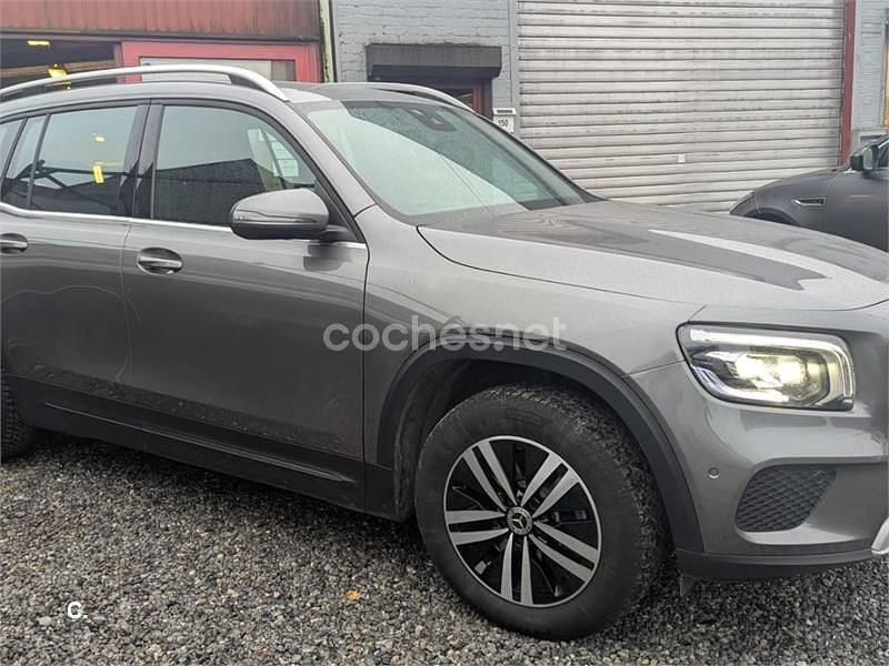 Usado Mercedes GLB200 150 CV (110 kW) 2021 Gris / plata SUV