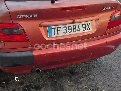 Usado Citroën Xsara Tonic 90 CV (66 kW) 1999 Granate Berlina