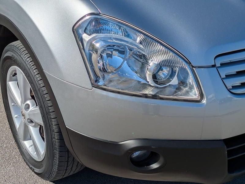 Usado Nissan Qashqai +2 Tekna 140 CV (102 kW) 2009 Gris / plata SUV