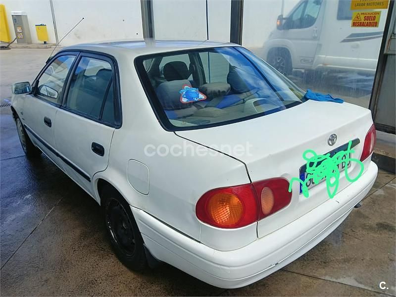 Usado Toyota Corolla Terra 72 CV (52 kW) 1997 Blanco Berlina