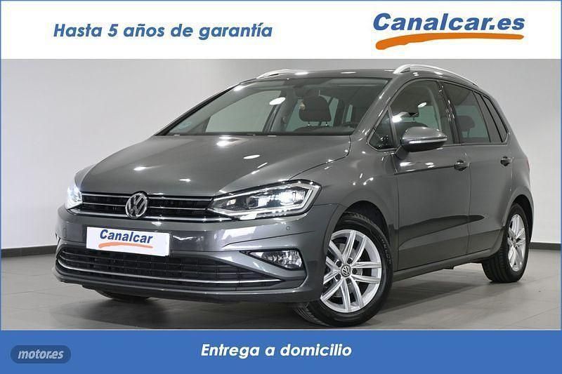 Gris / plata Usado 2019 VW Golf Sportsvan Advance Monovolumen | 16.990 € (Precio justo) - Imagen 1/4
