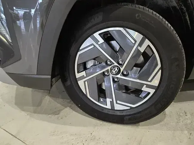 Nuevo Hyundai Tucson 215 CV (158 kW) 2025 Gris SUV