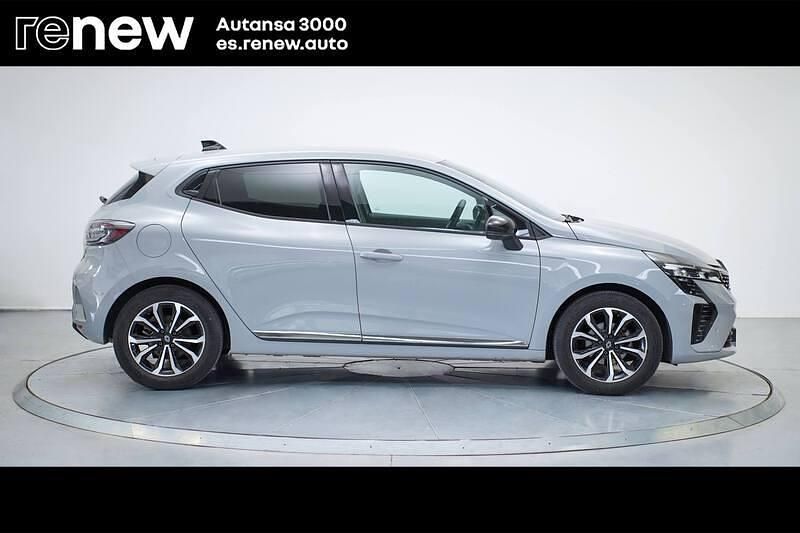 Usado Renault Clio V Techno 100 CV (73 kW) 2025 Gris Berlina