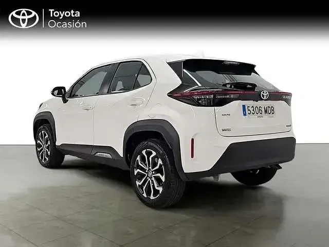 Occasion Toyota Yaris Hybrid Active 116 PK (85 kW) 2022 Wit Pickup