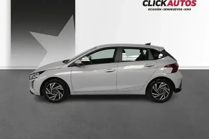 Usado Hyundai i20 100 CV (73 kW) 2025 Utilitario