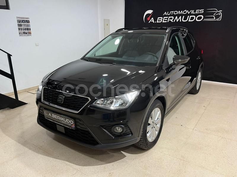 Usado Seat Arona Ecomotive 115 CV (84 kW) 2019 Negro SUV