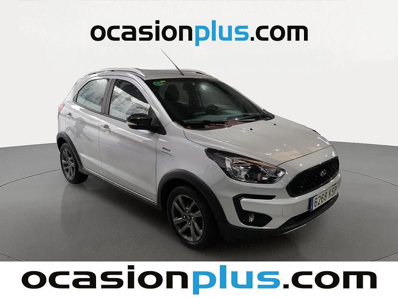 Usado Ford Ka Active 85 CV (62 kW) 2018 Gris Berlina