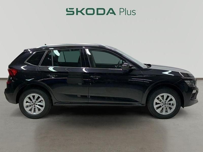 Usado Skoda Kamiq Selection 115 CV (84 kW) 2025 Negro SUV