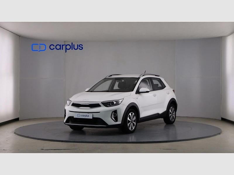 Clear white (sólido) Usado 2022 Kia Stonic SUV | 14.490 € (Precio justo) - Imagen 1/4