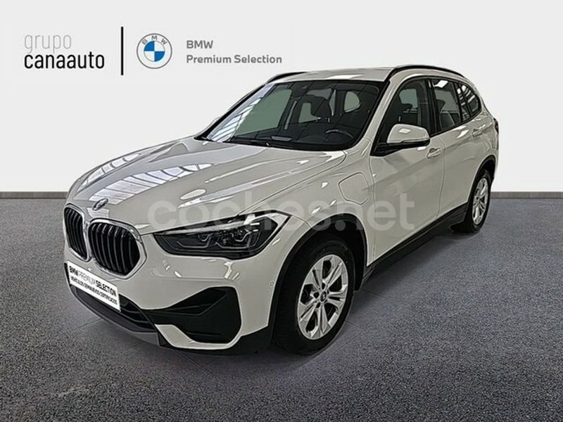 Blanco Usado 2021 BMW X1 Performance SUV | 28.900 € (Un poco caro) - Imagen 1/4