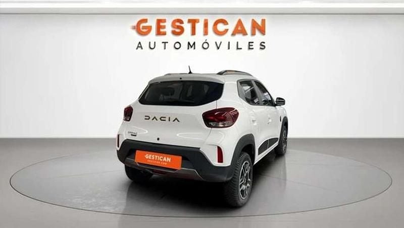 Usado Dacia Spring Extreme 47 kW (65 CV) 2024 Blanco Utilitario