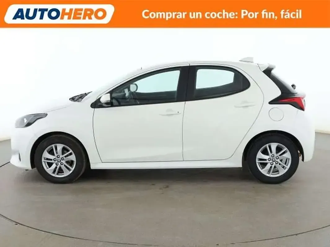 Usado Toyota Yaris Edition 125 CV (91 kW) 2022 Blanco Utilitario