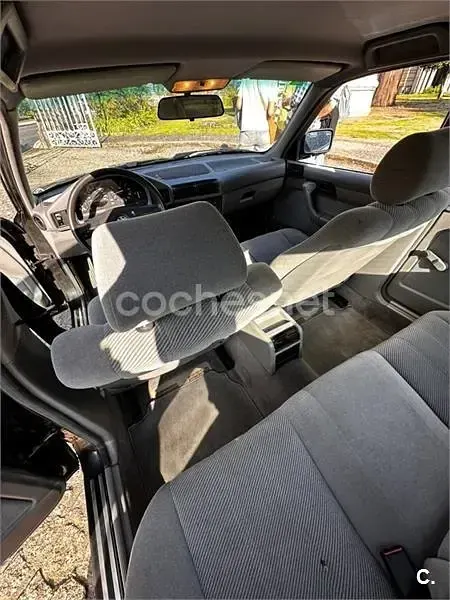 Usado BMW 520 150 CV (110 kW) 1992 Negro Berlina