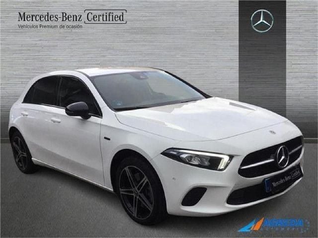 Usado Mercedes A250 Progressive 218 CV (160 kW) 2021 Blanco Berlina