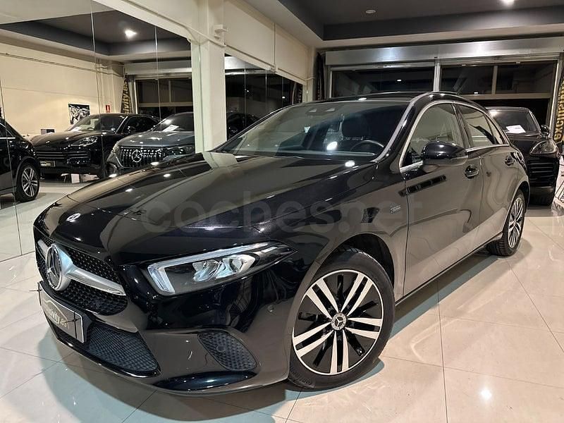 Usado Mercedes A250 218 CV (160 kW) 2021 Negro Berlina