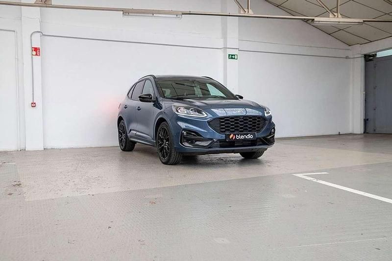 Usado Ford Kuga ST-Line X 151 CV (111 kW) 2023 Azul SUV