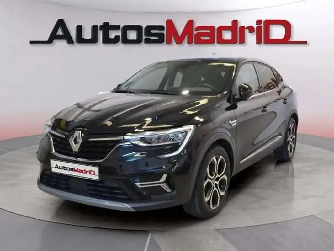 Usado Renault Arkana Zen 147 CV (108 kW) 2022 Negro SUV