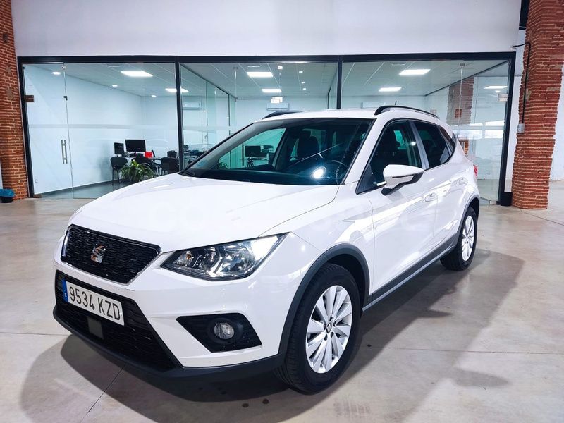 Blanco Usado 2019 Seat Arona Style SUV | 13.400 € (Un poco caro) - Imagen 1/4