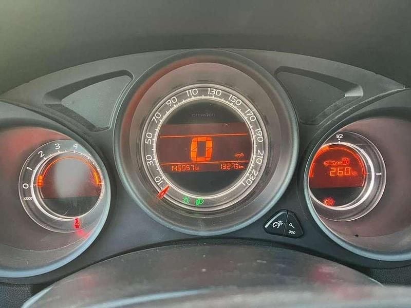 Usado Citroën C4 120 HP (88 kW) 2013 Cinzento Citadino