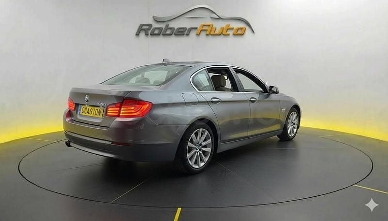 Usado BMW 528 258 CV (189 kW) 2011 Gris / plata Berlina