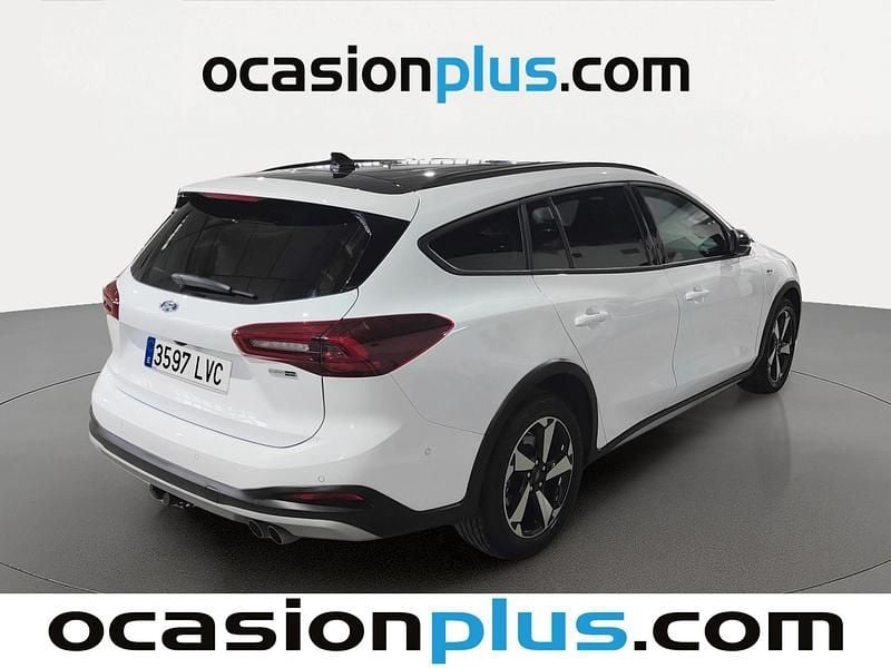 Usado Ford Focus Active 125 CV (91 kW) 2021 Blanco Utilitario