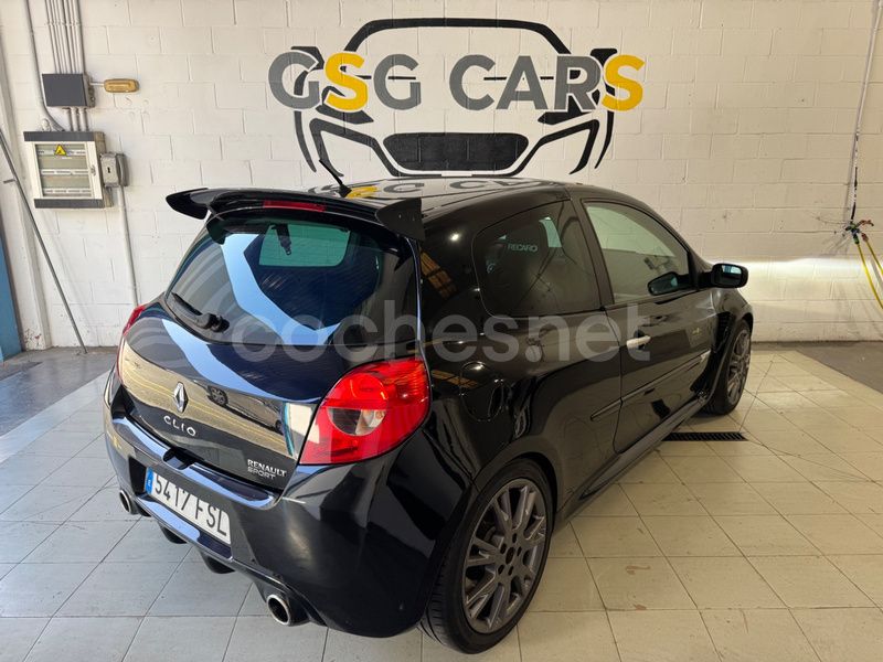 Usado Renault Clio II 200 CV (147 kW) 2007 Negro Berlina