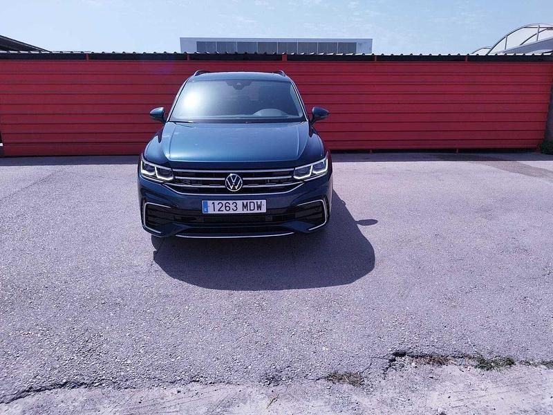 Usado VW Tiguan R-line 150 CV (110 kW) 2023 Otro SUV