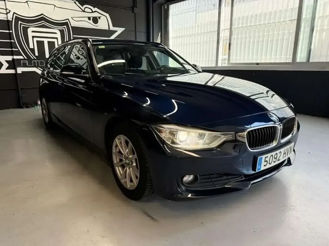 Usado BMW 318 Gran Turismo 143 CV (105 kW) 2014 Azul Berlina