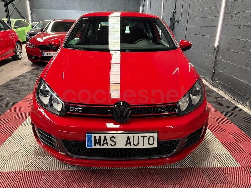 Usado VW Golf VI GTI 210 CV (154 kW) 2011 Rojo Utilitario