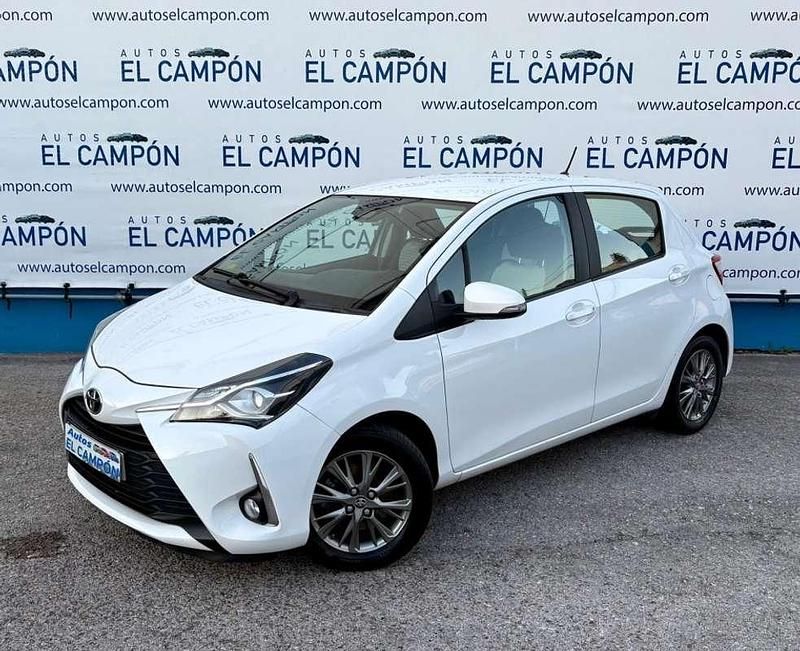 Blanco Usado 2018 Toyota Yaris Active Utilitario | 12.800 € (Precio justo) - Imagen 1/4