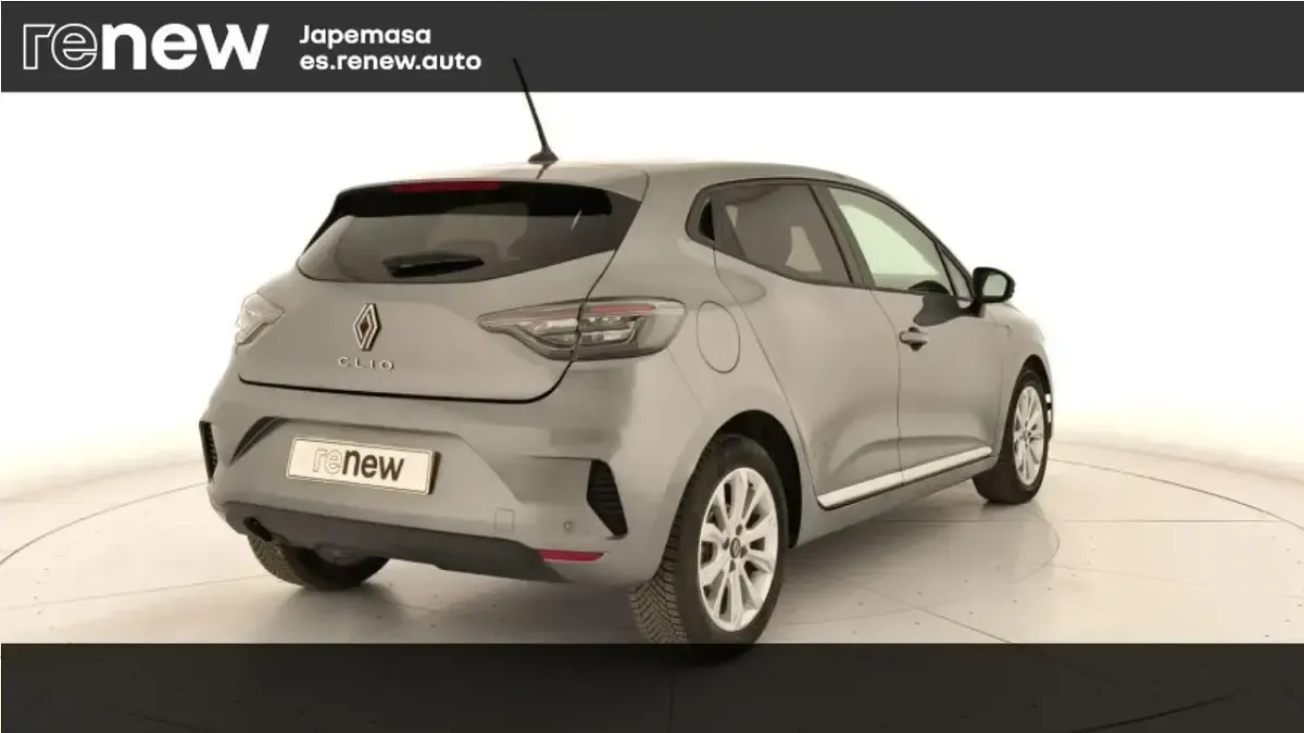 Usado Renault Clio V Evolution 100 CV (73 kW) 2025 Gris pizarra Berlina