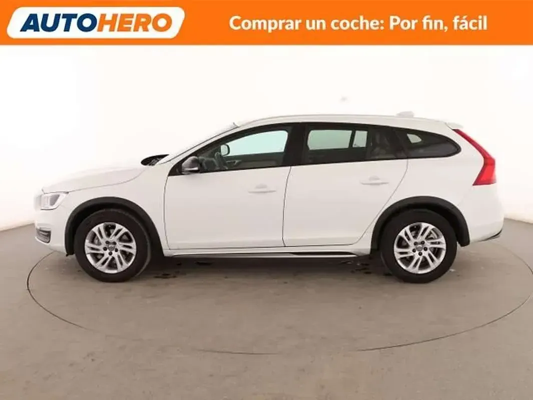 Usado Volvo V60 Kinetic 150 CV (110 kW) 2015 Blanco Familiar