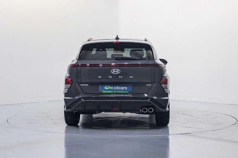 Usado Hyundai Kona N Line 105 CV (77 kW) 2023 Negro SUV