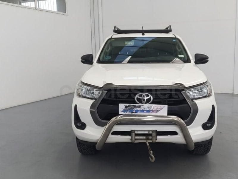 Usado Toyota HiLux 150 CV (110 kW) 2022 Blanco Pickup/Camioneta