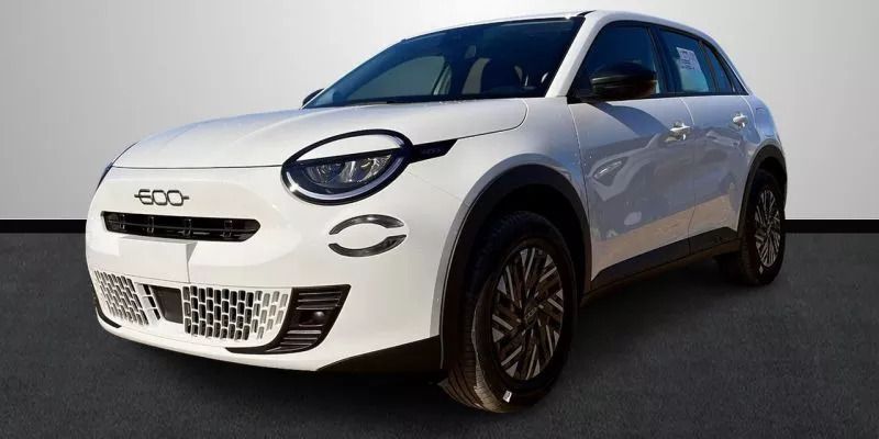 Blanco Nuevo 2025 Fiat 600 | 21.799 € (Super precio) - Imagen 1/4