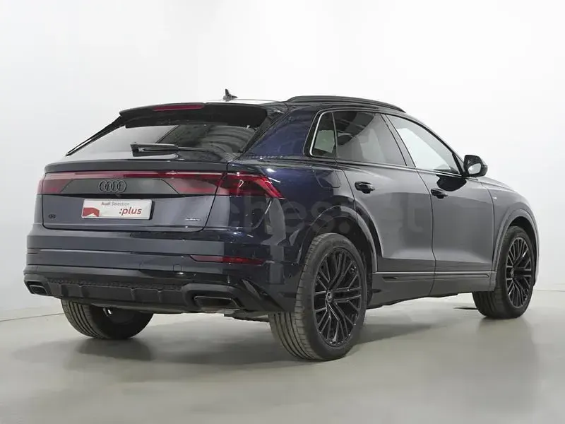 Usado Audi Q8 Sport 286 CV (210 kW) 2025 Azul SUV