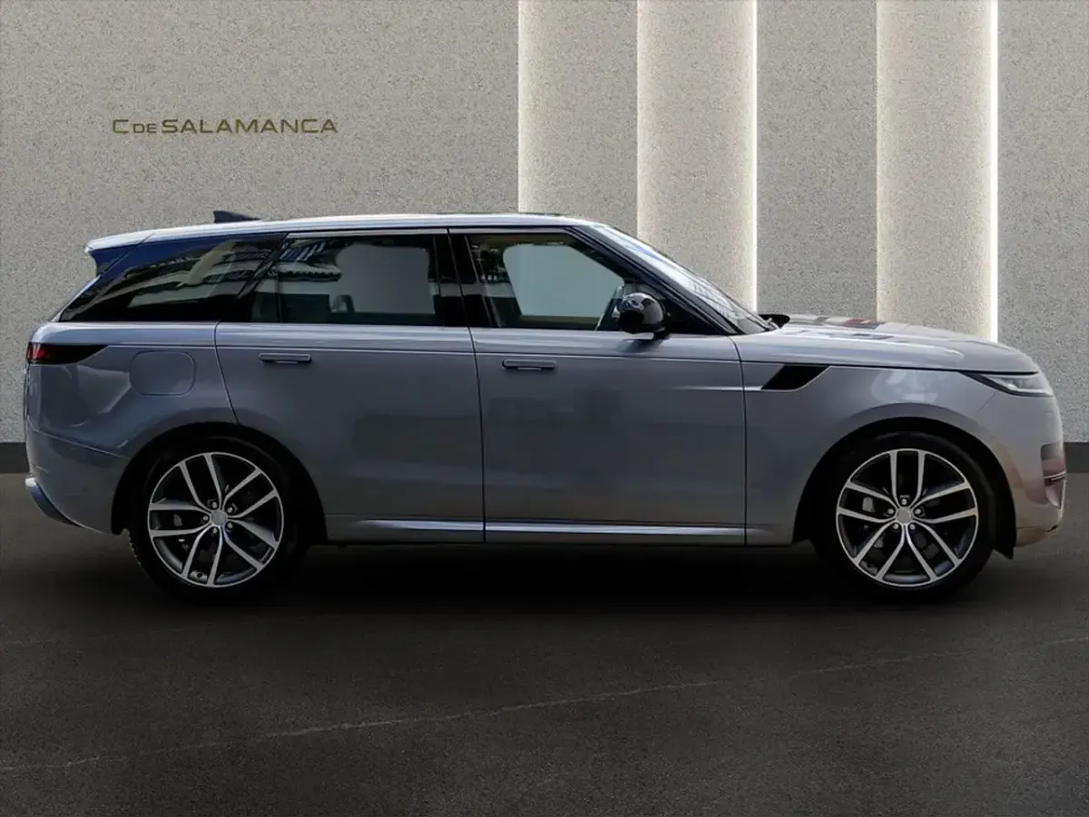 Usado Land Rover Range Rover Sport SE 300 CV (220 kW) 2023 Gris metalizado SUV