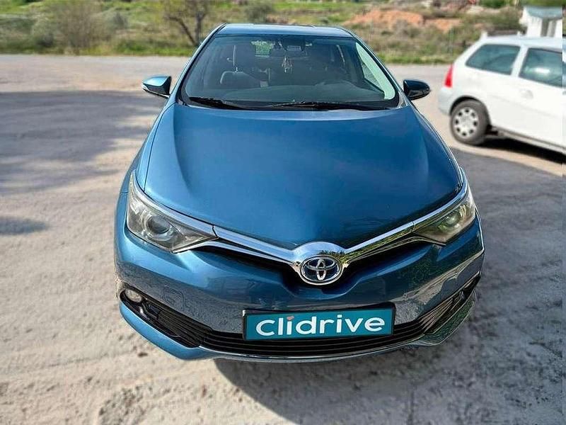 Usado Toyota Auris Hybrid Active 136 CV (100 kW) 2016 Azul Utilitario