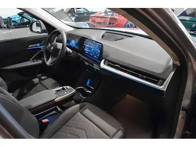 Usado BMW X1 Comfort Edition 245 CV (180 kW) 2026 Gris / plata SUV