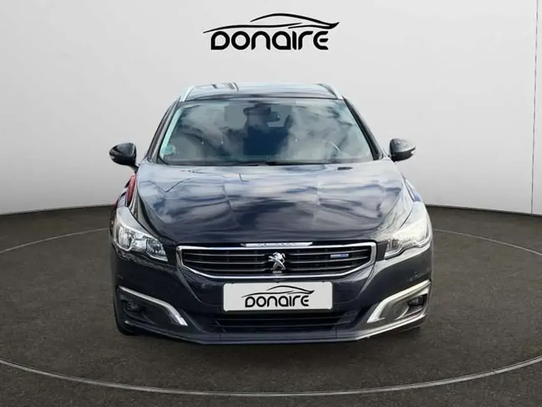 Usado Peugeot 508 SW Allure 150 CV (110 kW) 2016 Negro Familiar