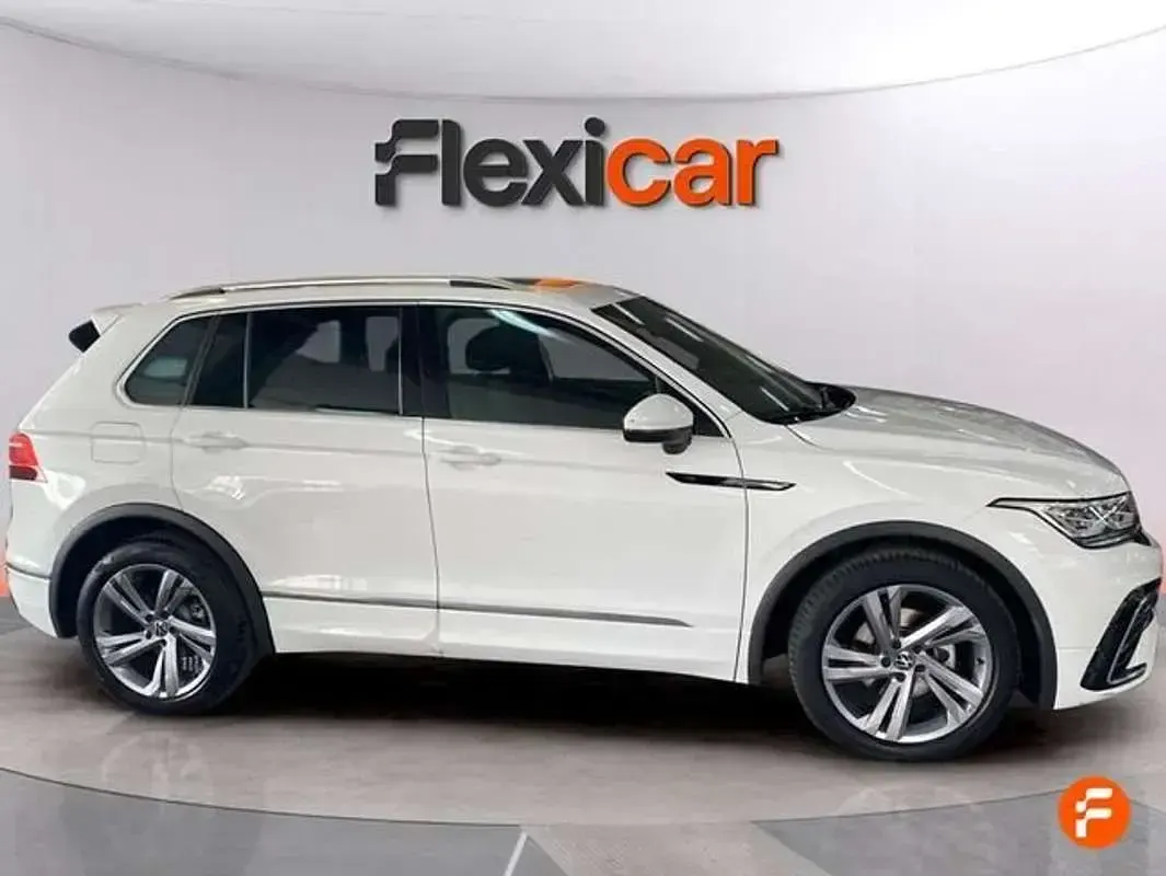Usado VW Tiguan R-line 150 CV (110 kW) 2024 Blanco SUV