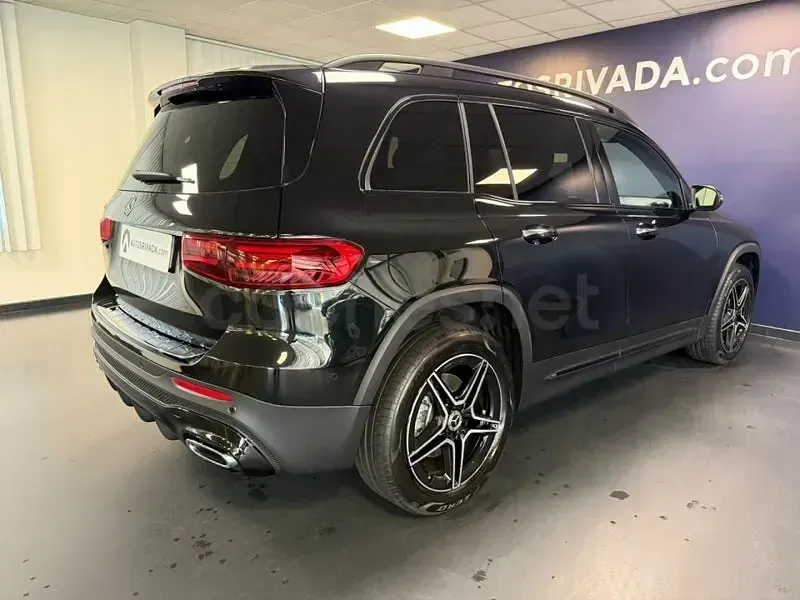 Usado Mercedes GLB200 150 CV (110 kW) 2024 Negro SUV