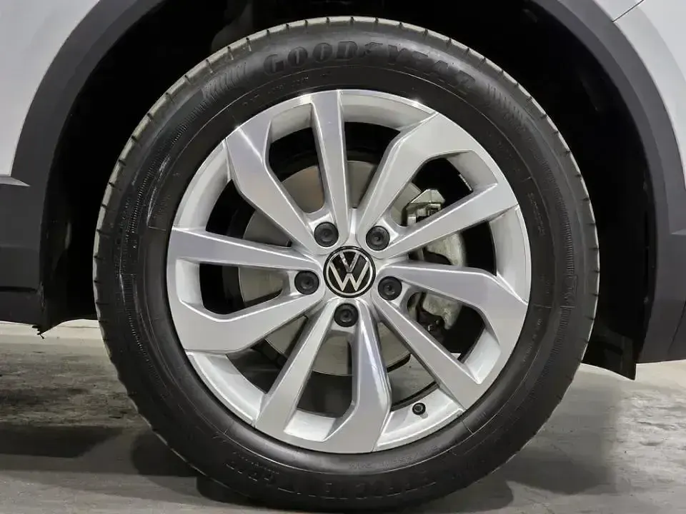 Usado VW T-Roc Life 110 CV (80 kW) 2022 Blanco SUV