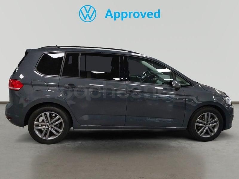 Usado VW Touran 150 CV (110 kW) 2025 Gris / plata Monovolumen