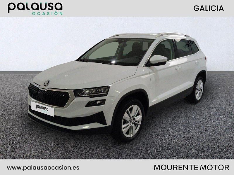 Usado Skoda Karoq Selection 150 CV (110 kW) 2025 Blanco SUV