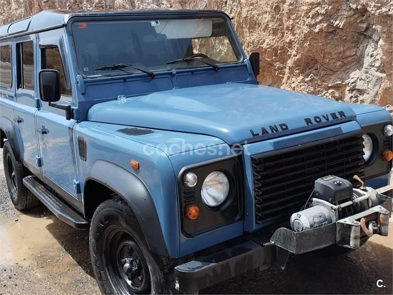 Usado Land Rover Defender SE 122 CV (89 kW) 2010 Azul Familiar