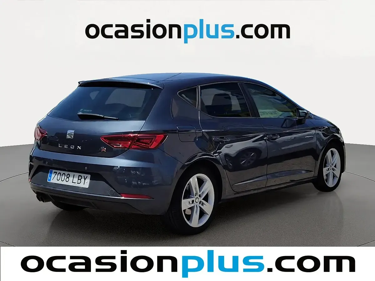 Usado Seat Leon FR 150 CV (110 kW) 2019 Gris Utilitario